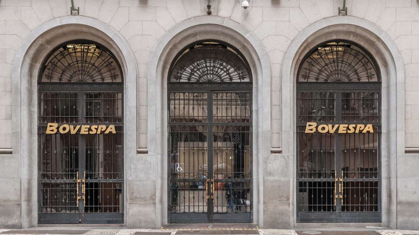 Vista do edifício da B3, a bolsa de valores brasileira, no centro de São Paulo.